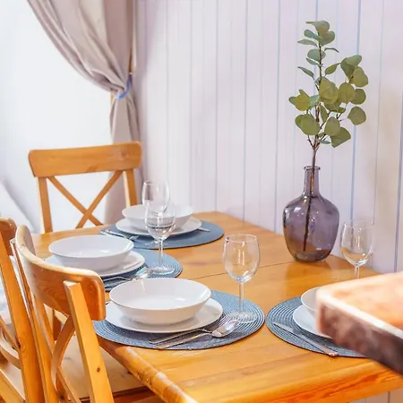 Klimatyczny Apartament Przy Bulwarze Optima Kołobrzeg