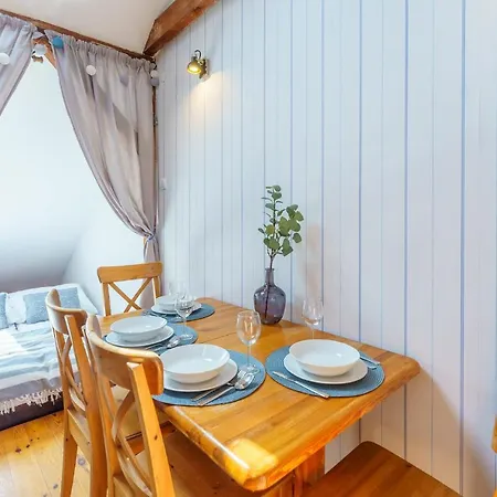 Klimatyczny Apartament Przy Bulwarze Optima * Kołobrzeg