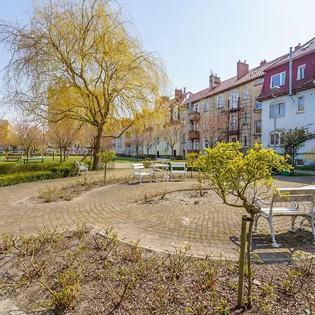 Klimatyczny Apartament Przy Bulwarze Optima Kołobrzeg