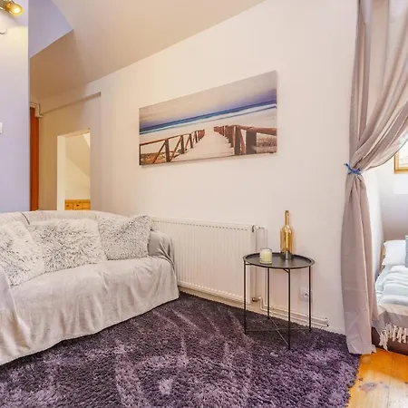 Klimatyczny Apartament Przy Bulwarze Optima