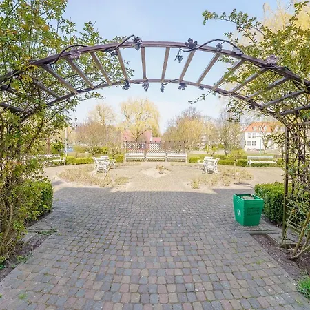 Klimatyczny Apartament Przy Bulwarze Optima *